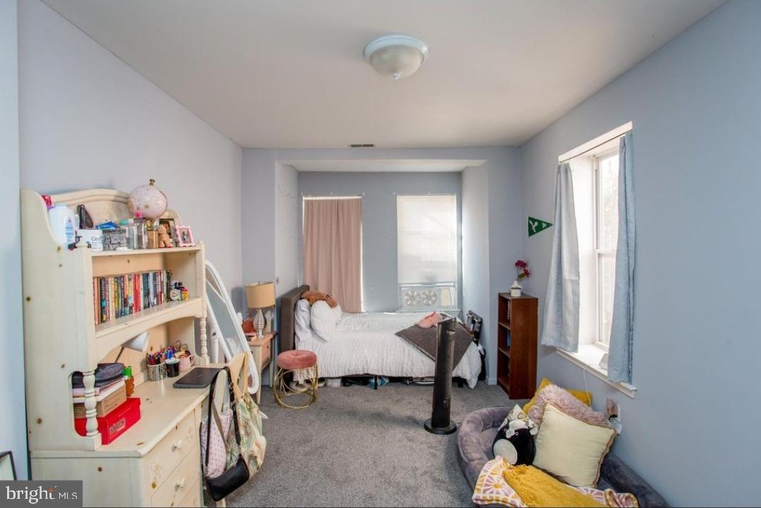 TEMPLE UNIVERSITY - Residential Lease