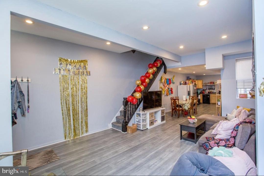 TEMPLE UNIVERSITY - Residential Lease