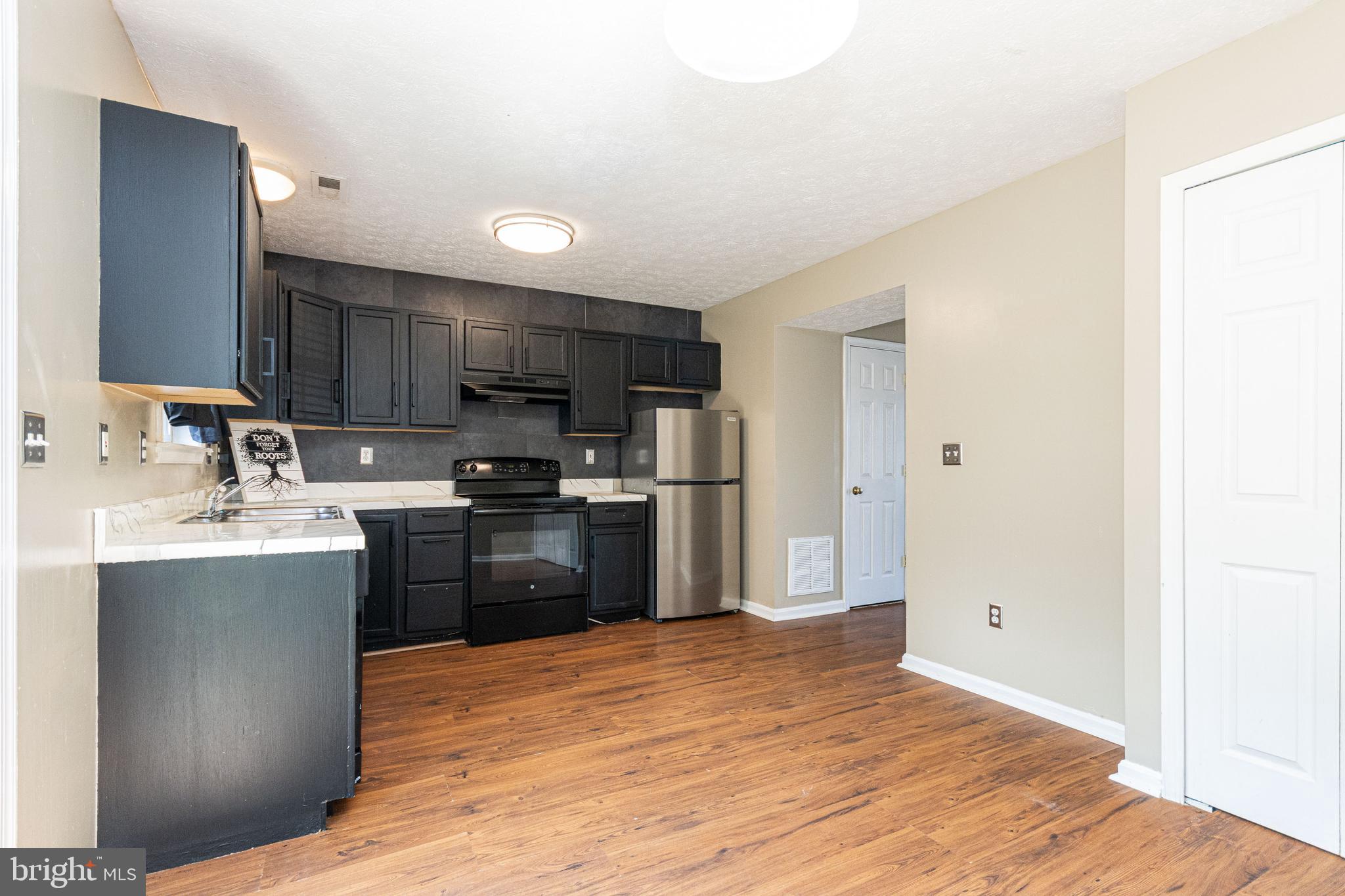 COVENTRY CREEK - Residential