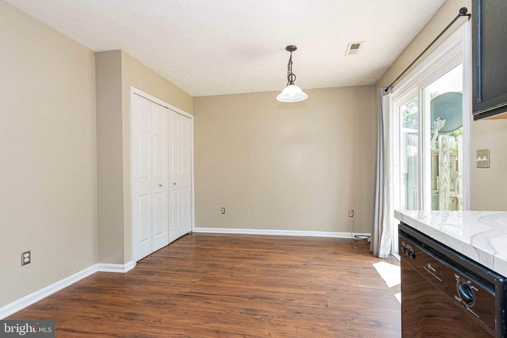 COVENTRY CREEK - Residential