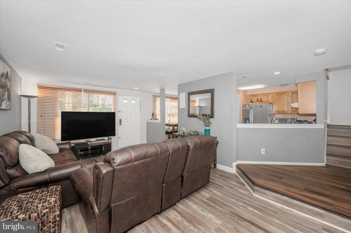 ROGERS FORGE - Residential