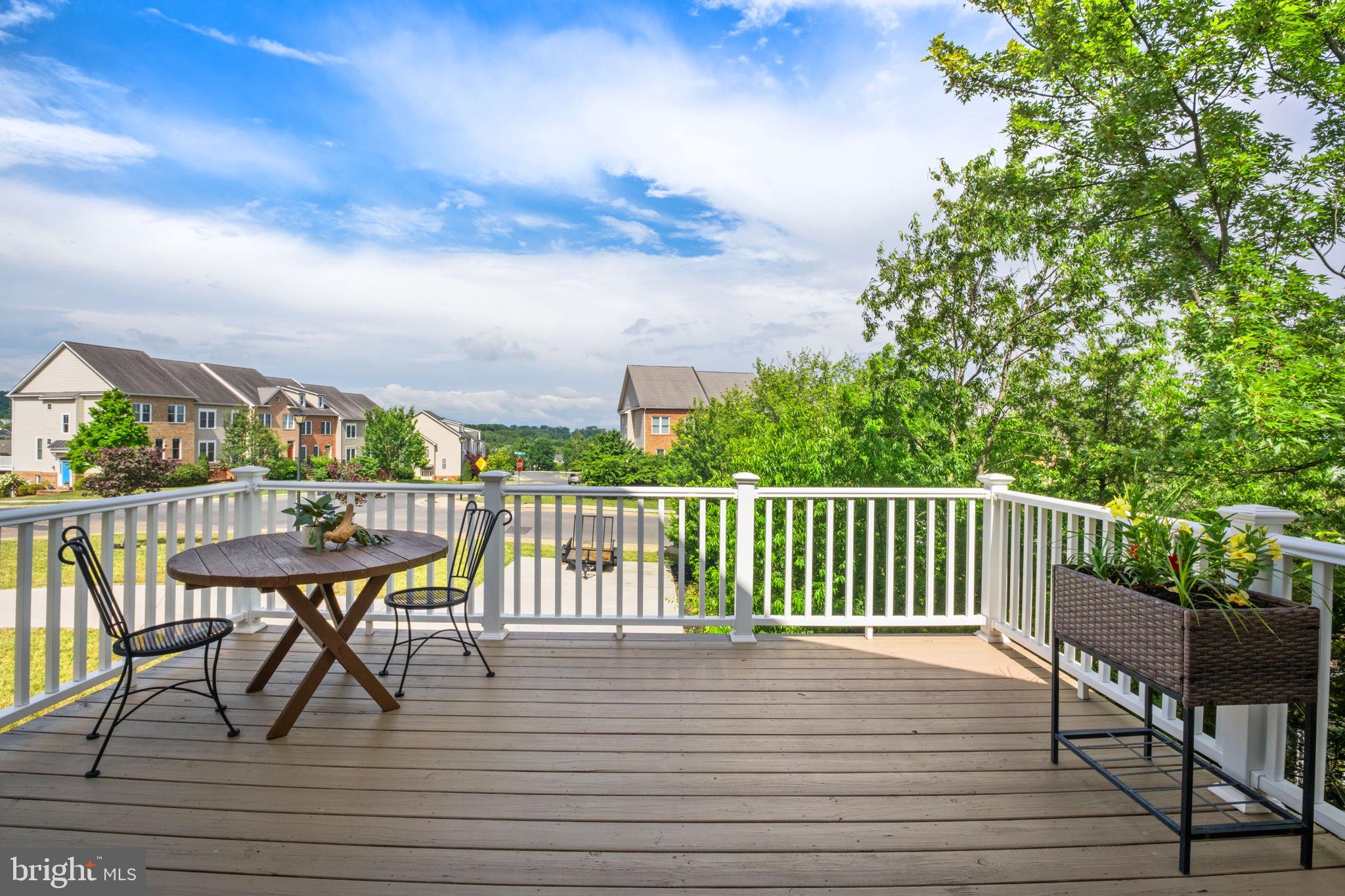 327 BLUE STONE HILLS DRIVE