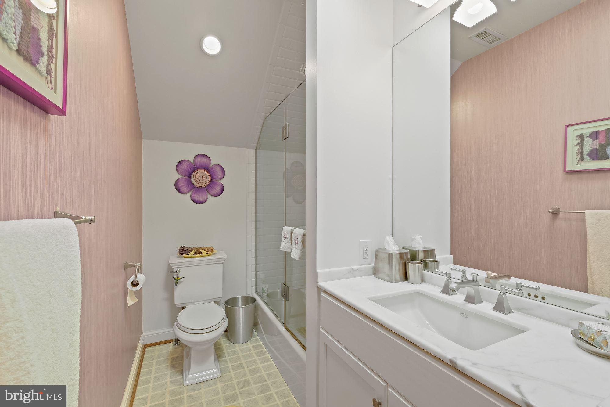 SPRING VALLEY - Residential