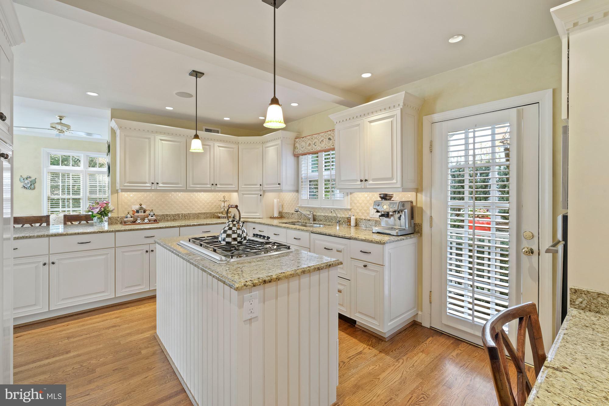 SPRING VALLEY - Residential