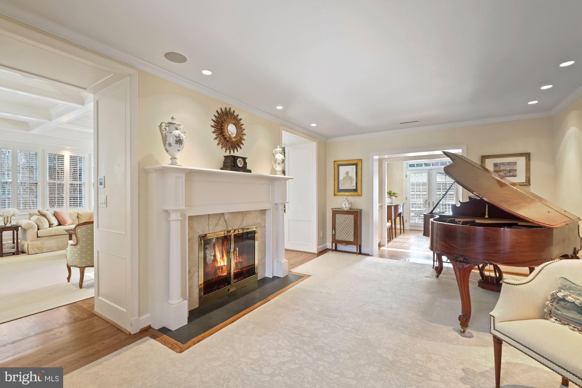 SPRING VALLEY - Residential
