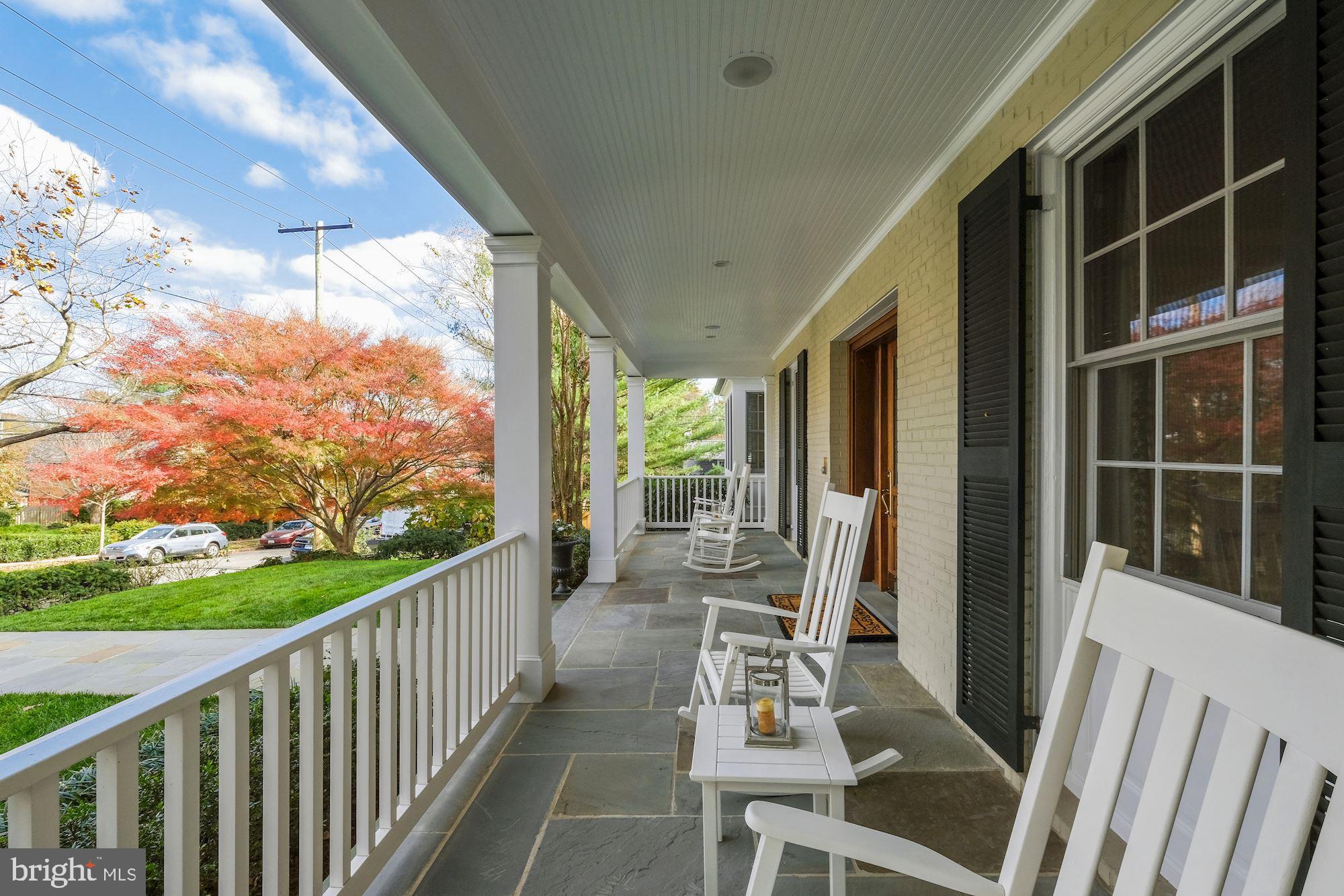 SPRING VALLEY - Residential