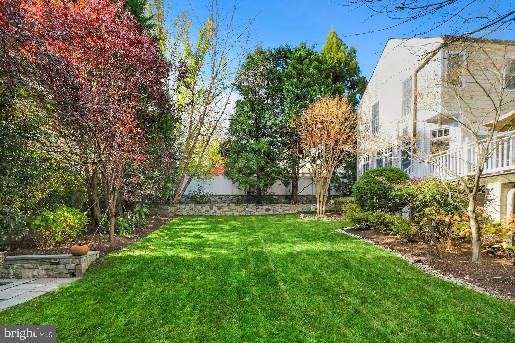 SPRING VALLEY - Residential