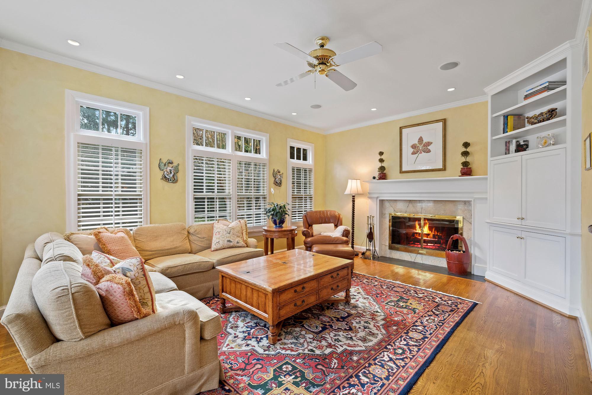 SPRING VALLEY - Residential