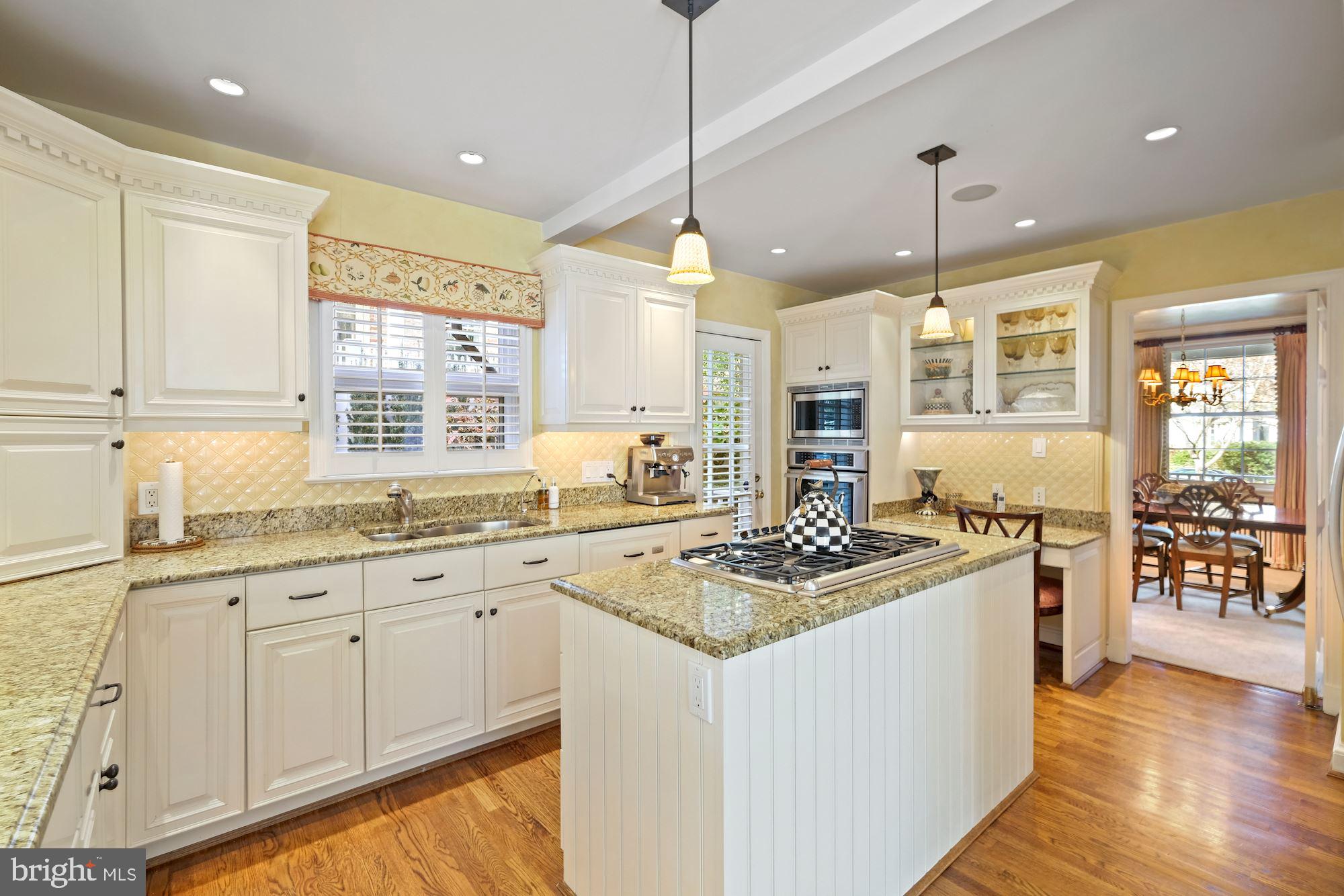 SPRING VALLEY - Residential