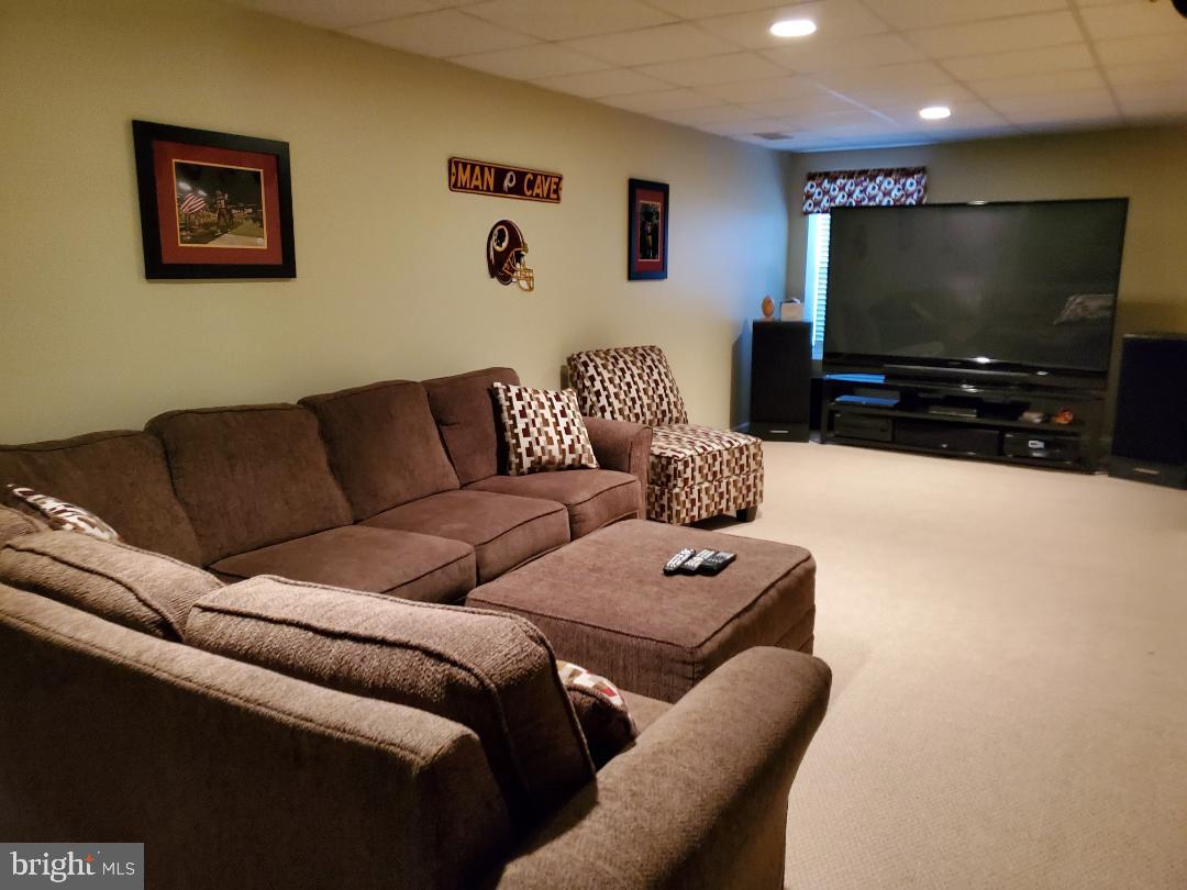 BROOKSTONE - Residential Lease