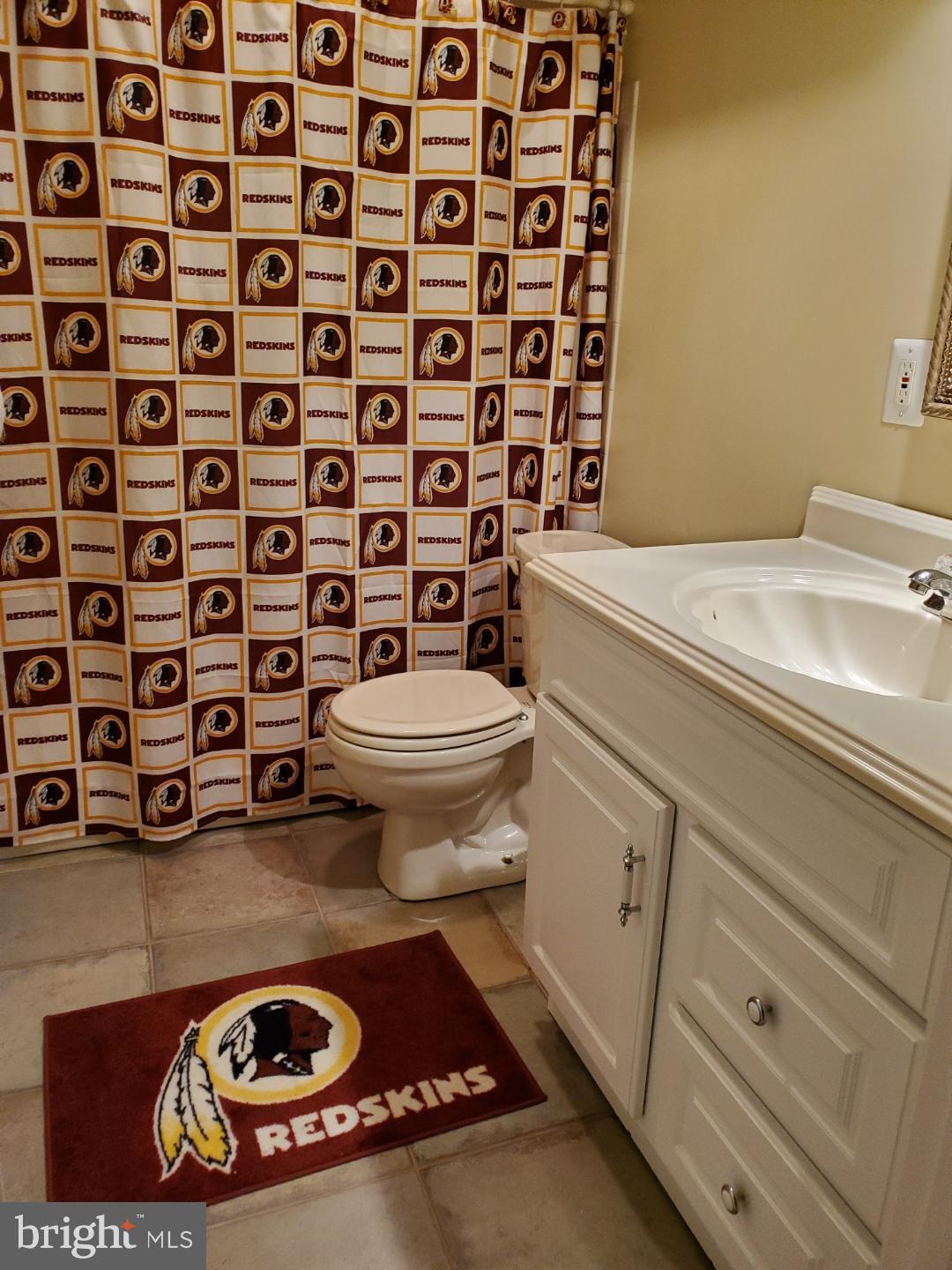 BROOKSTONE - Residential Lease