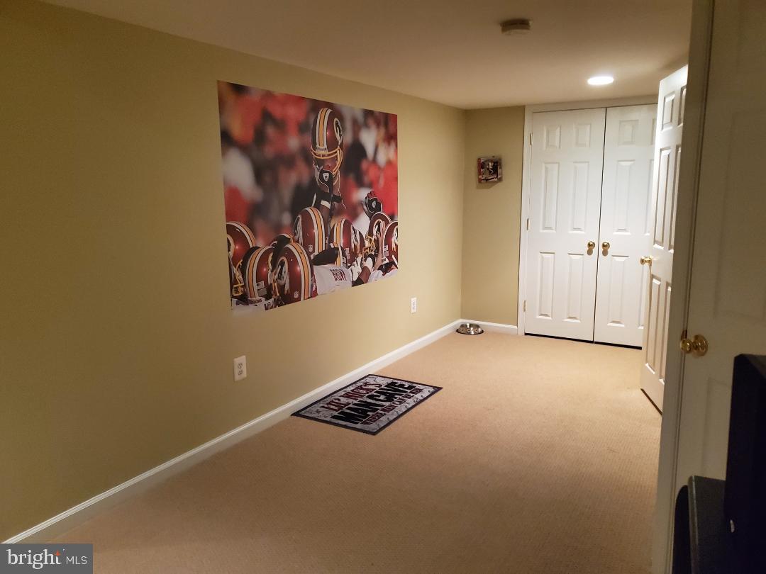 BROOKSTONE - Residential Lease