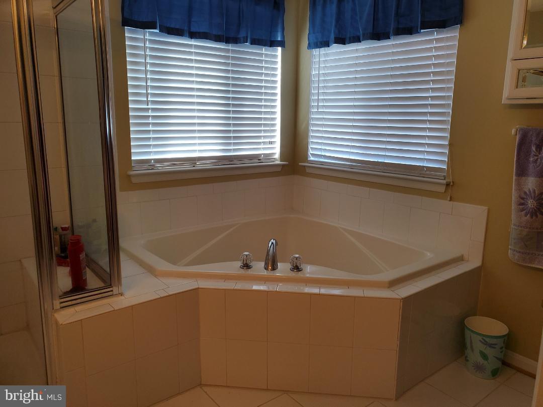 BROOKSTONE - Residential Lease