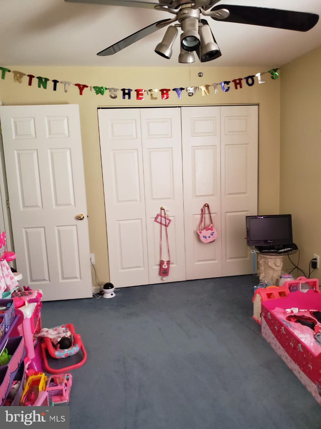 BROOKSTONE - Residential Lease