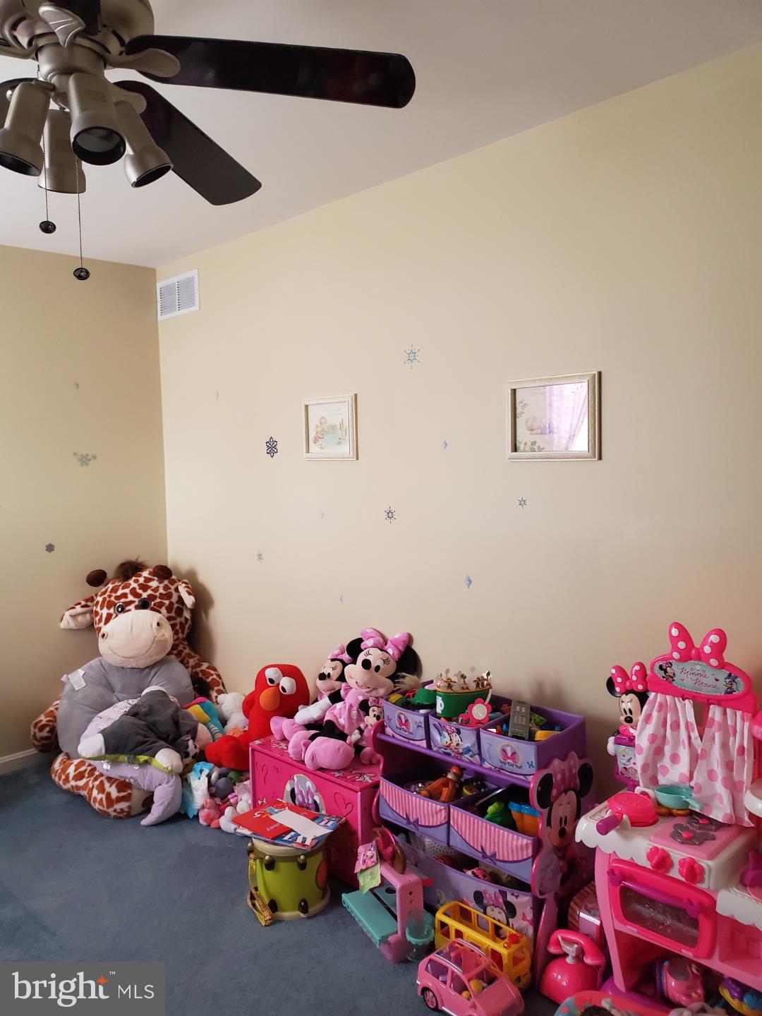 BROOKSTONE - Residential Lease