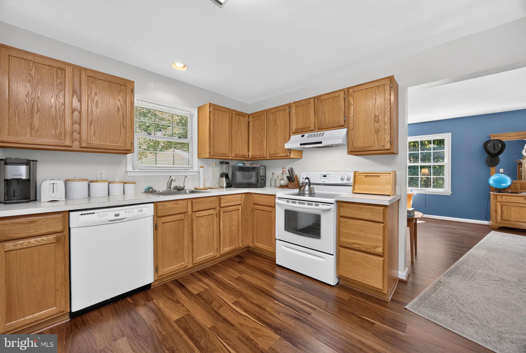 1332 TELEGRAPH ROAD