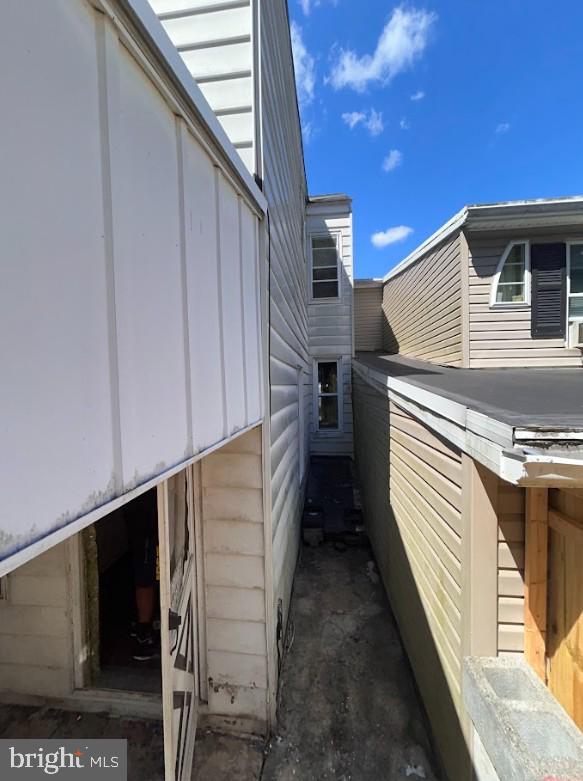 1128 BROCK STREET