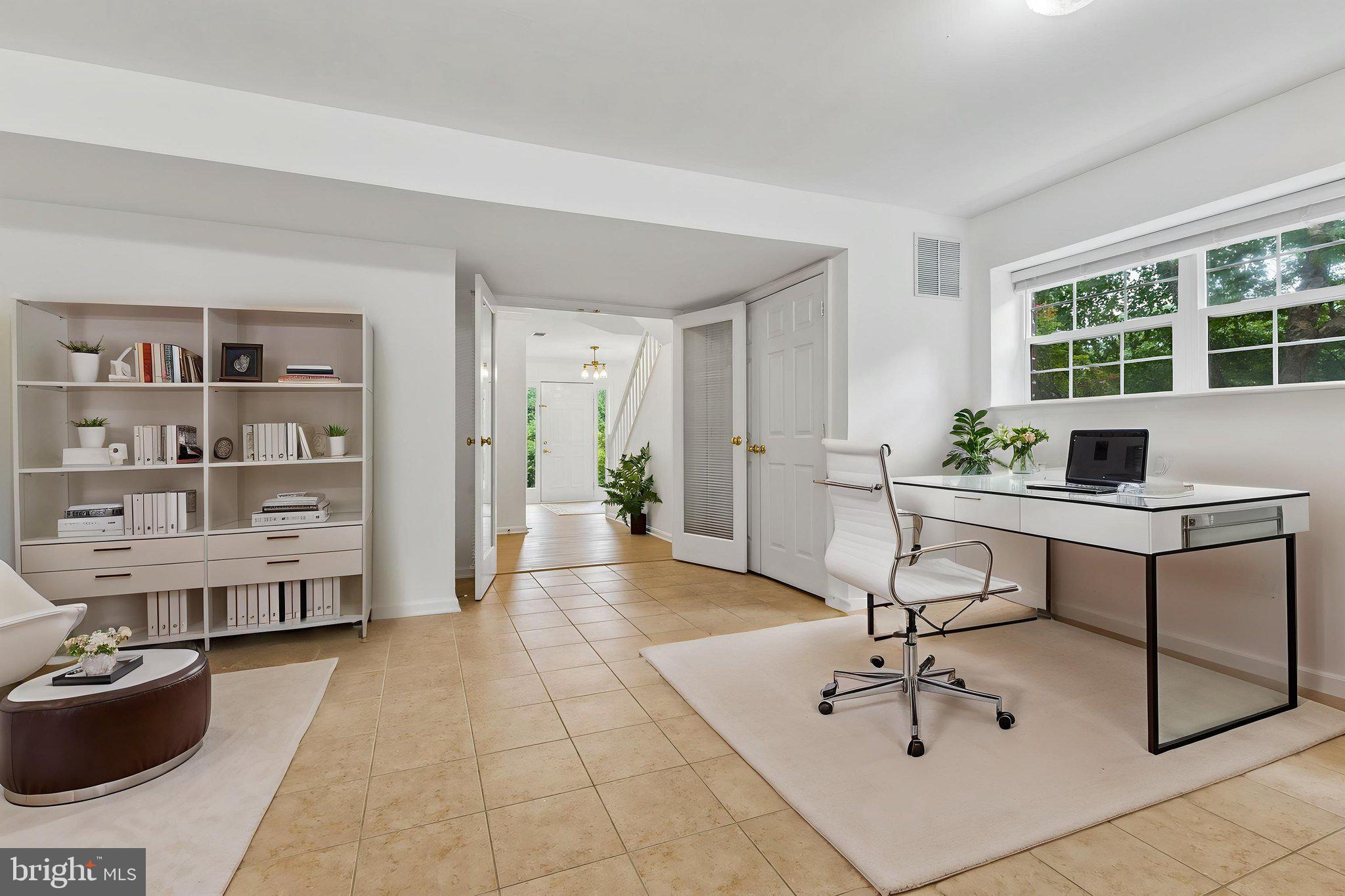 5556 JOWETT COURT