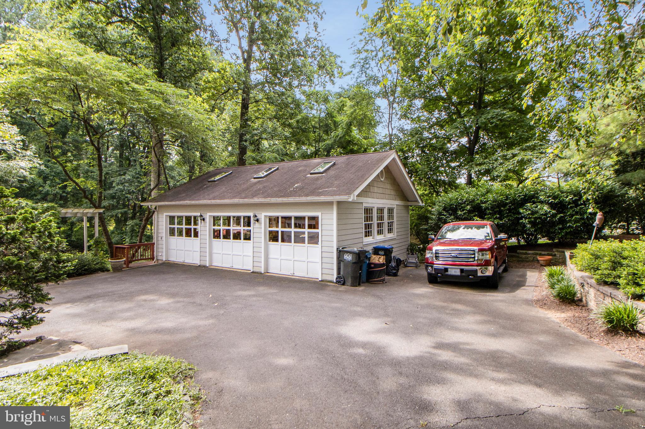 BEAU RIDGE - Residential