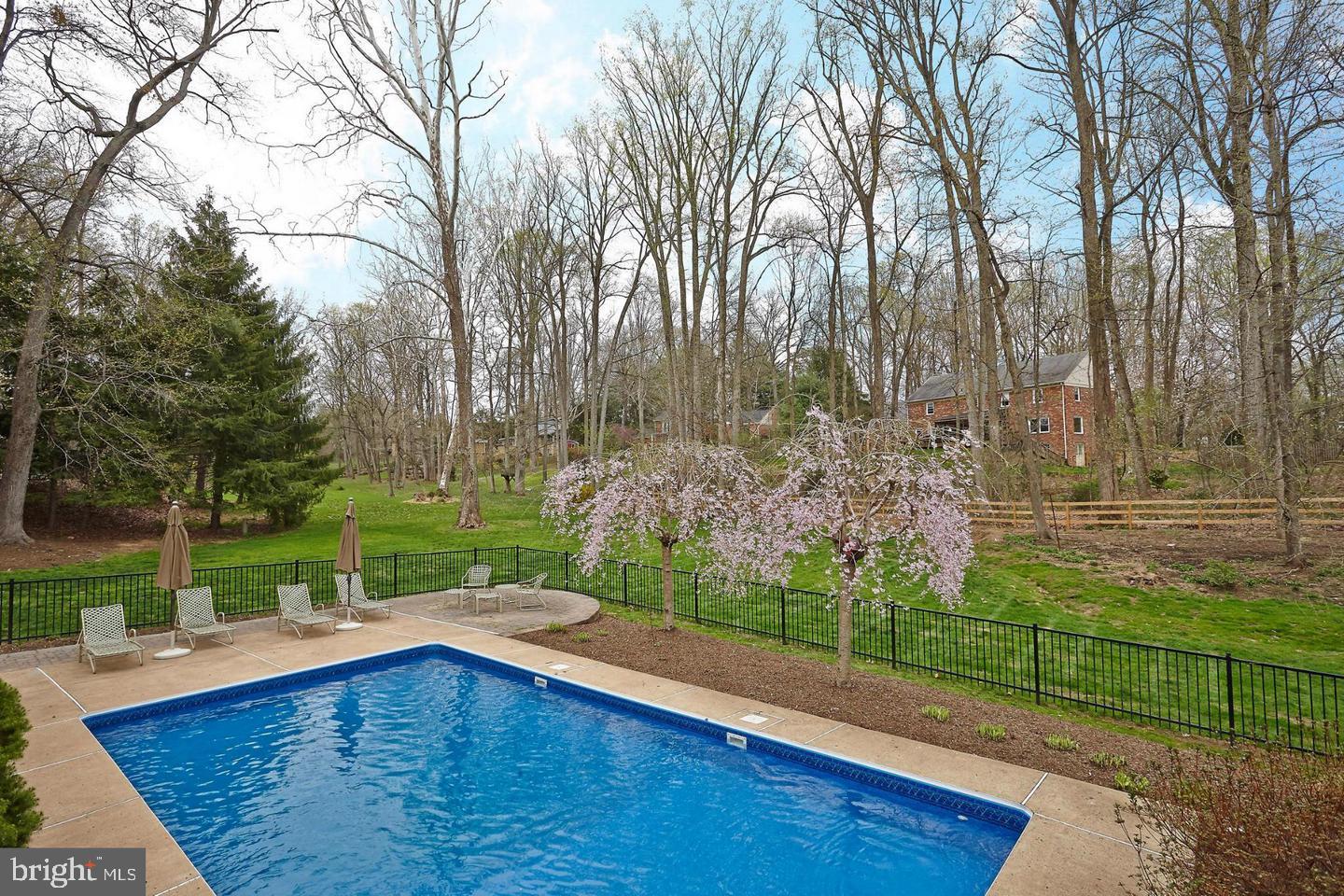 BEAU RIDGE - Residential