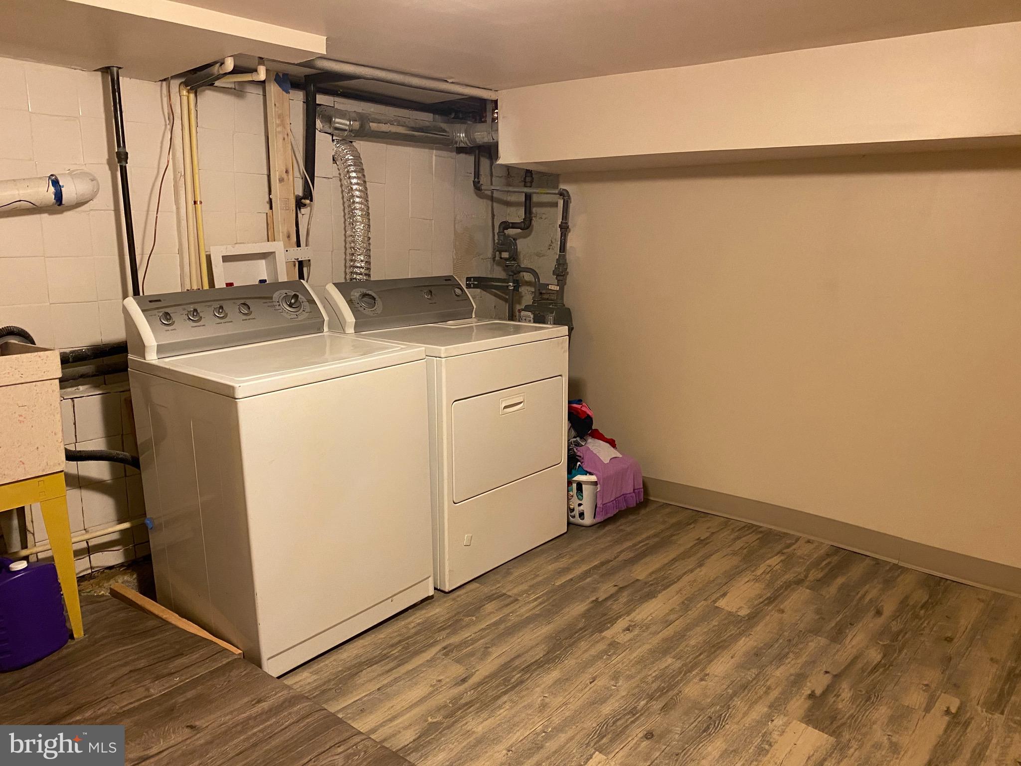 CHERRY HILL - Residential