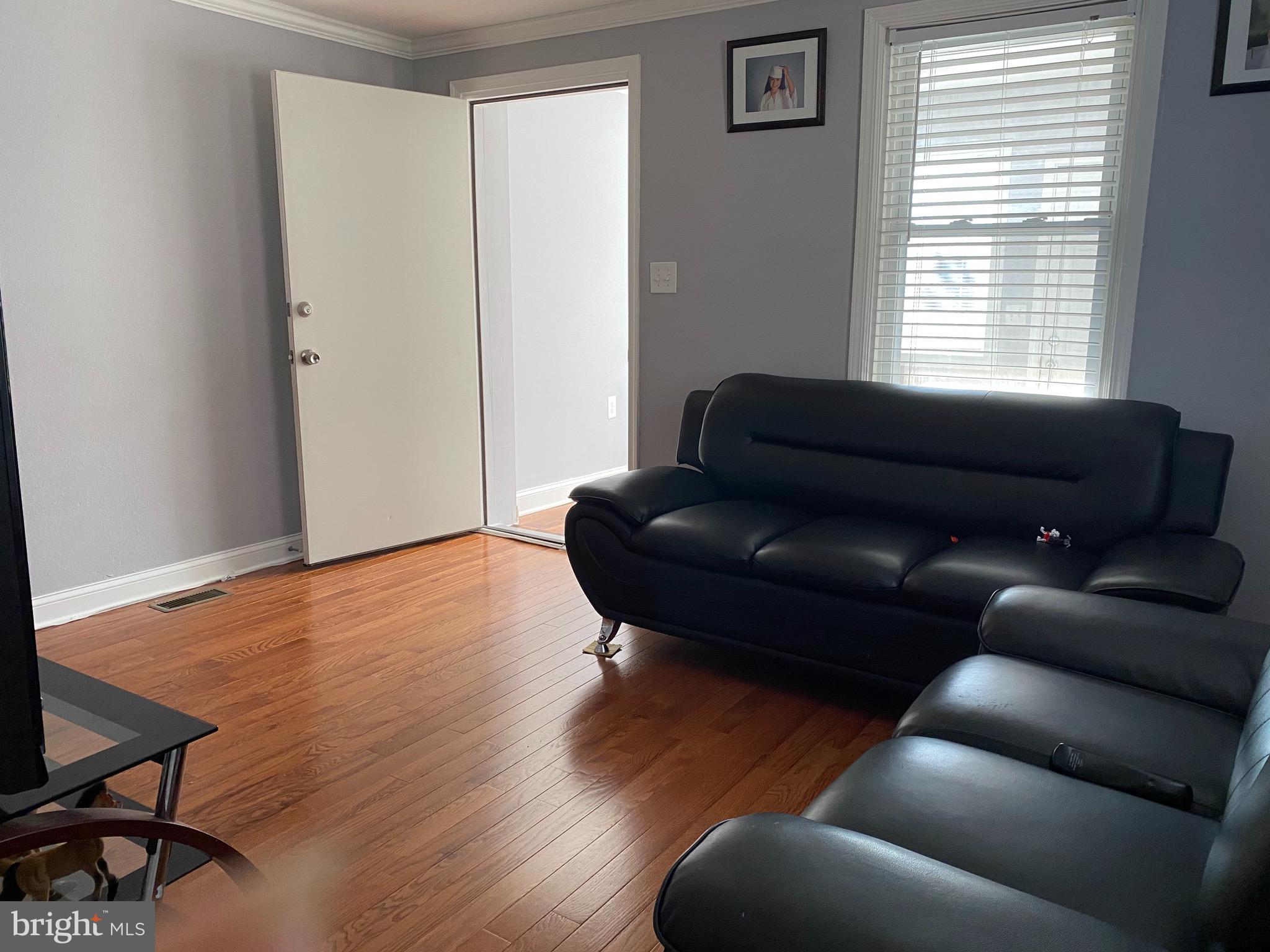 CHERRY HILL - Residential