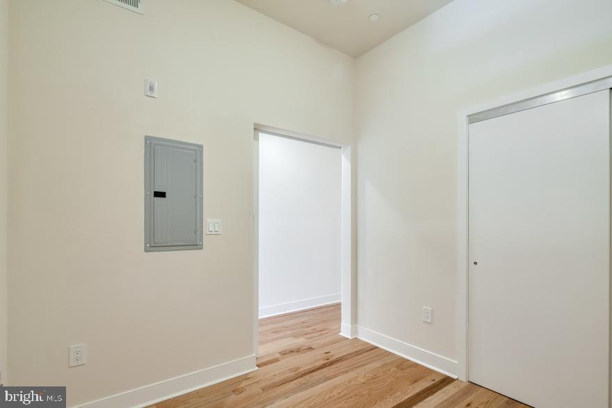 GRADUATE HOSPITAL - Residential Lease