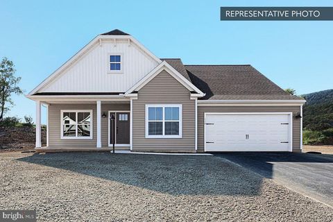 Homes For Sale - Juliet Plan At Hickory Pointe<br/> WAYNESBORO, PA 17268