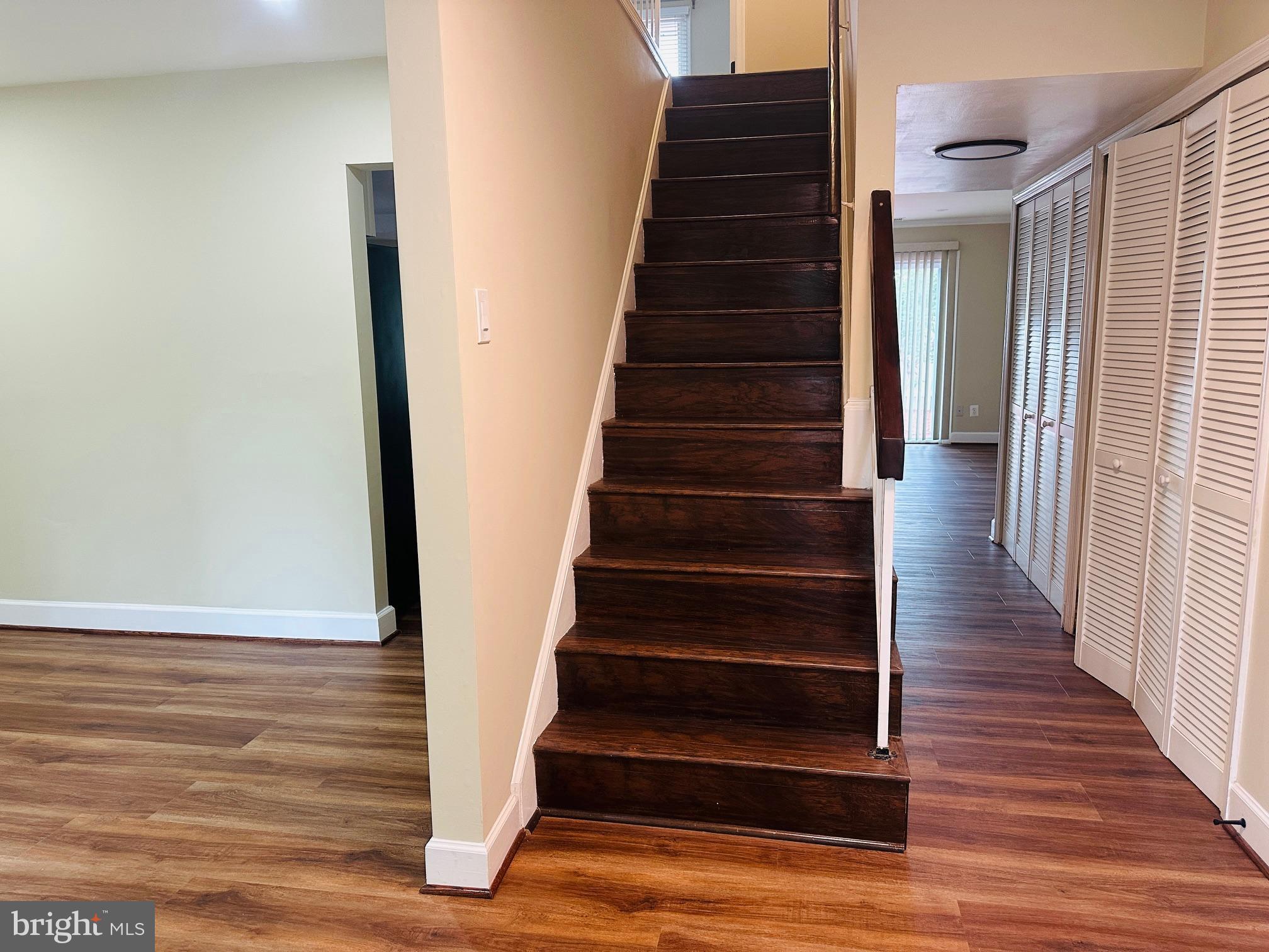 102 HAYLOFT COURT