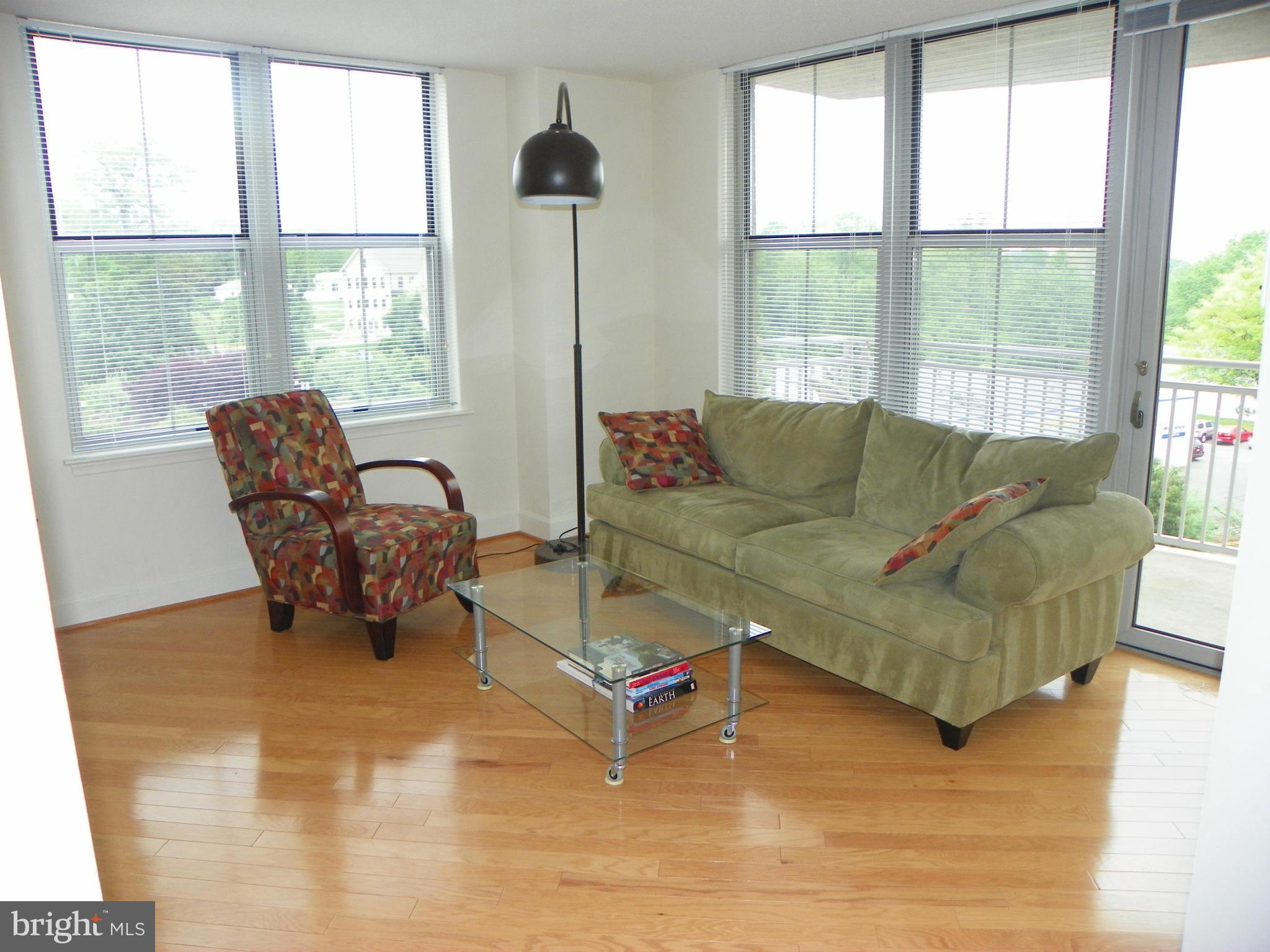 CARLTON HOUSE - Residential Lease