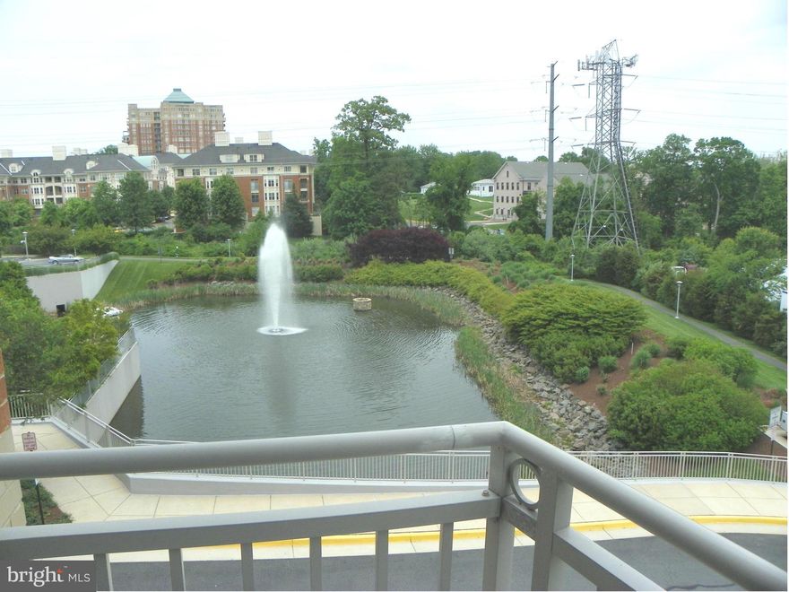 Welcome home to Carlton House! Enjoy only end unit available w/low utility bills.No direct sun after 10 am but plenty of light from extra windows. 1.5 m to metro- will be 200 yards from new station in '18! Quiet location, walk/bike the trail, walk to town center or stay in & enjoy the amenities! Pool, bus. center,concierge, movie room,etc..Ready for occupancy!