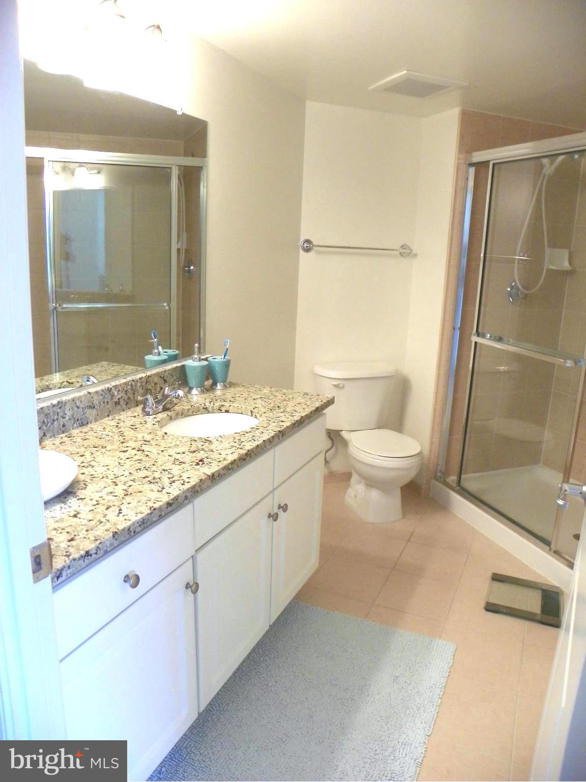 CARLTON HOUSE - Residential Lease