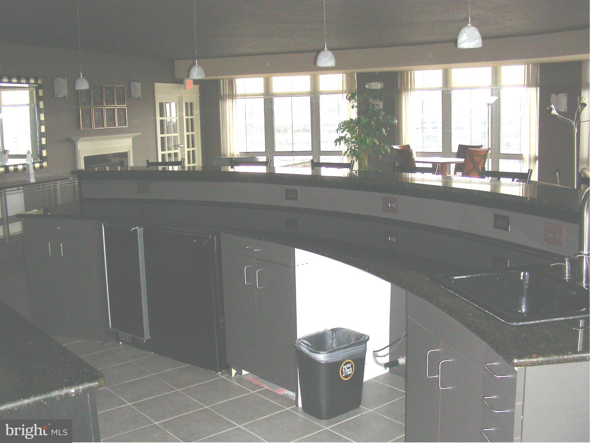 CARLTON HOUSE - Residential Lease