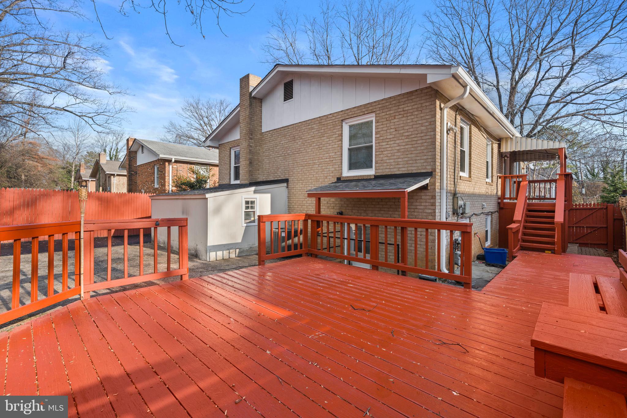 HUNTING RIDGE - Residential