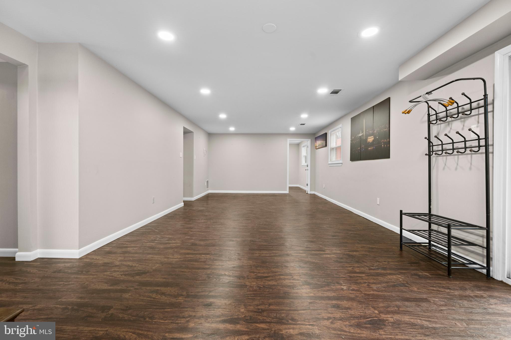 HUNTING RIDGE - Residential