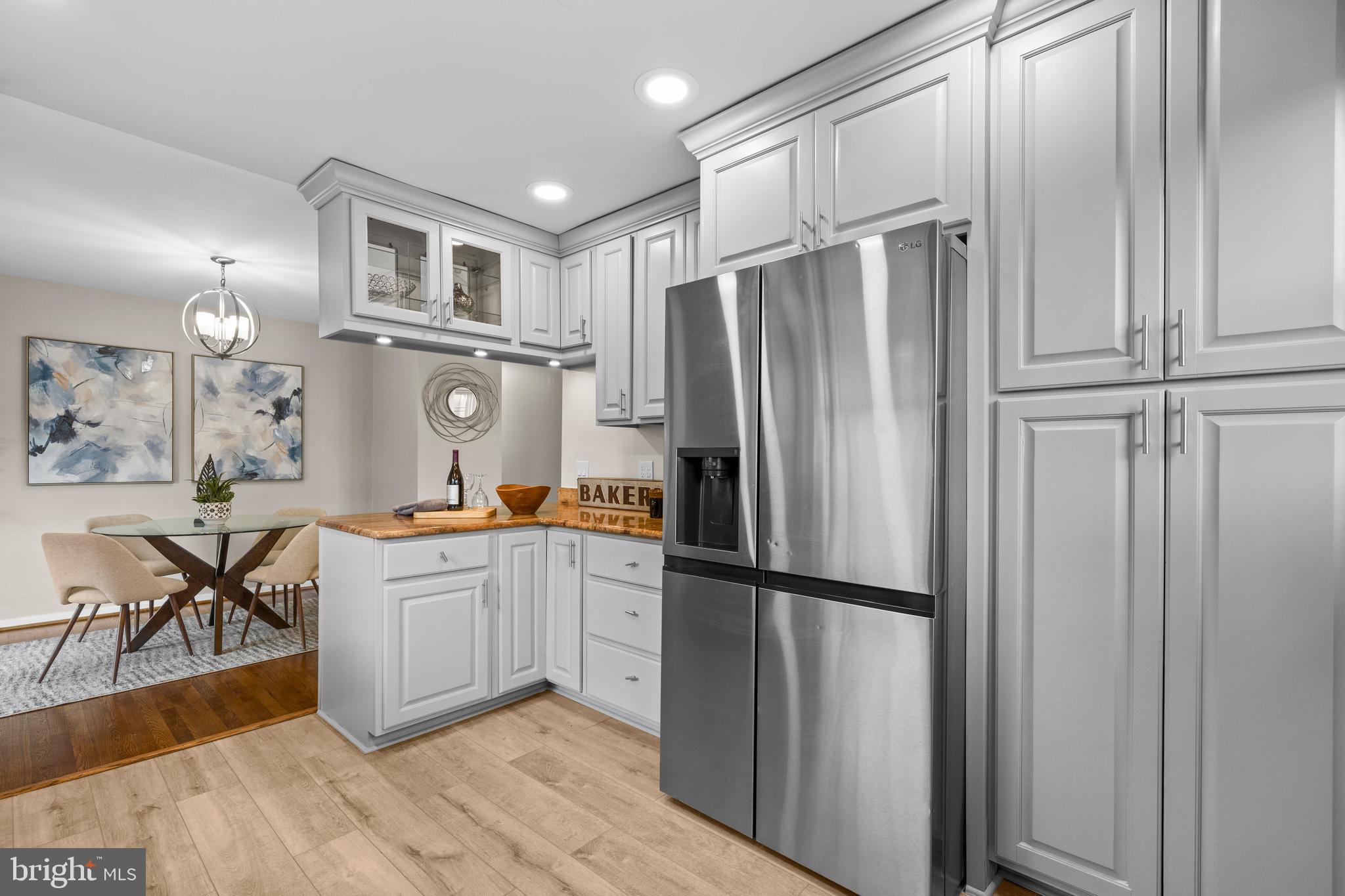 HUNTING RIDGE - Residential