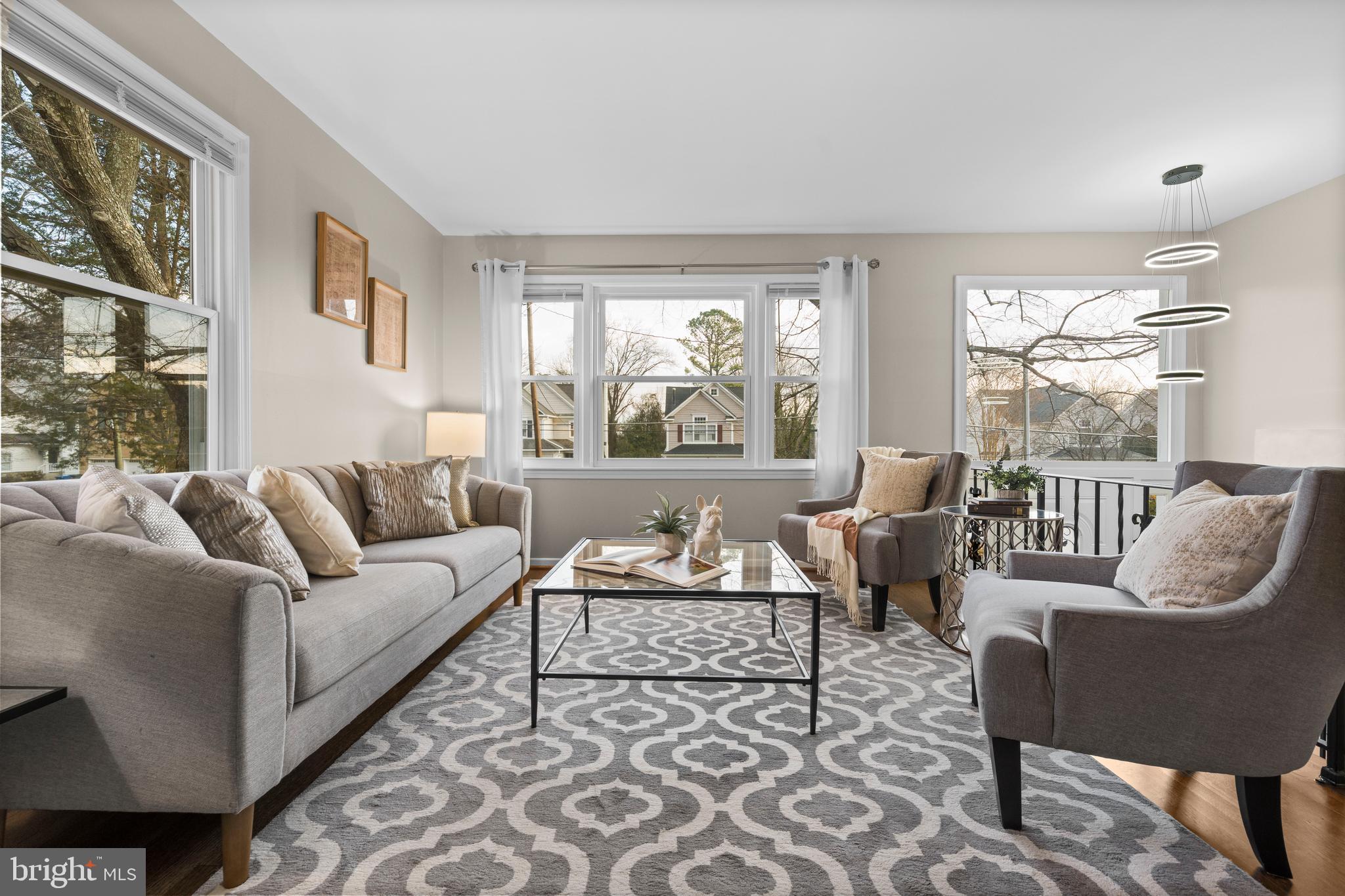 HUNTING RIDGE - Residential