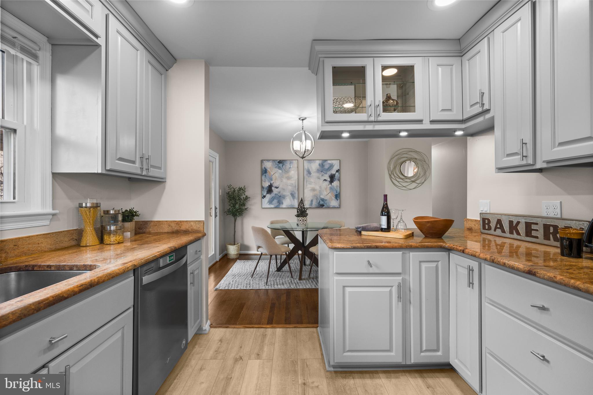 HUNTING RIDGE - Residential