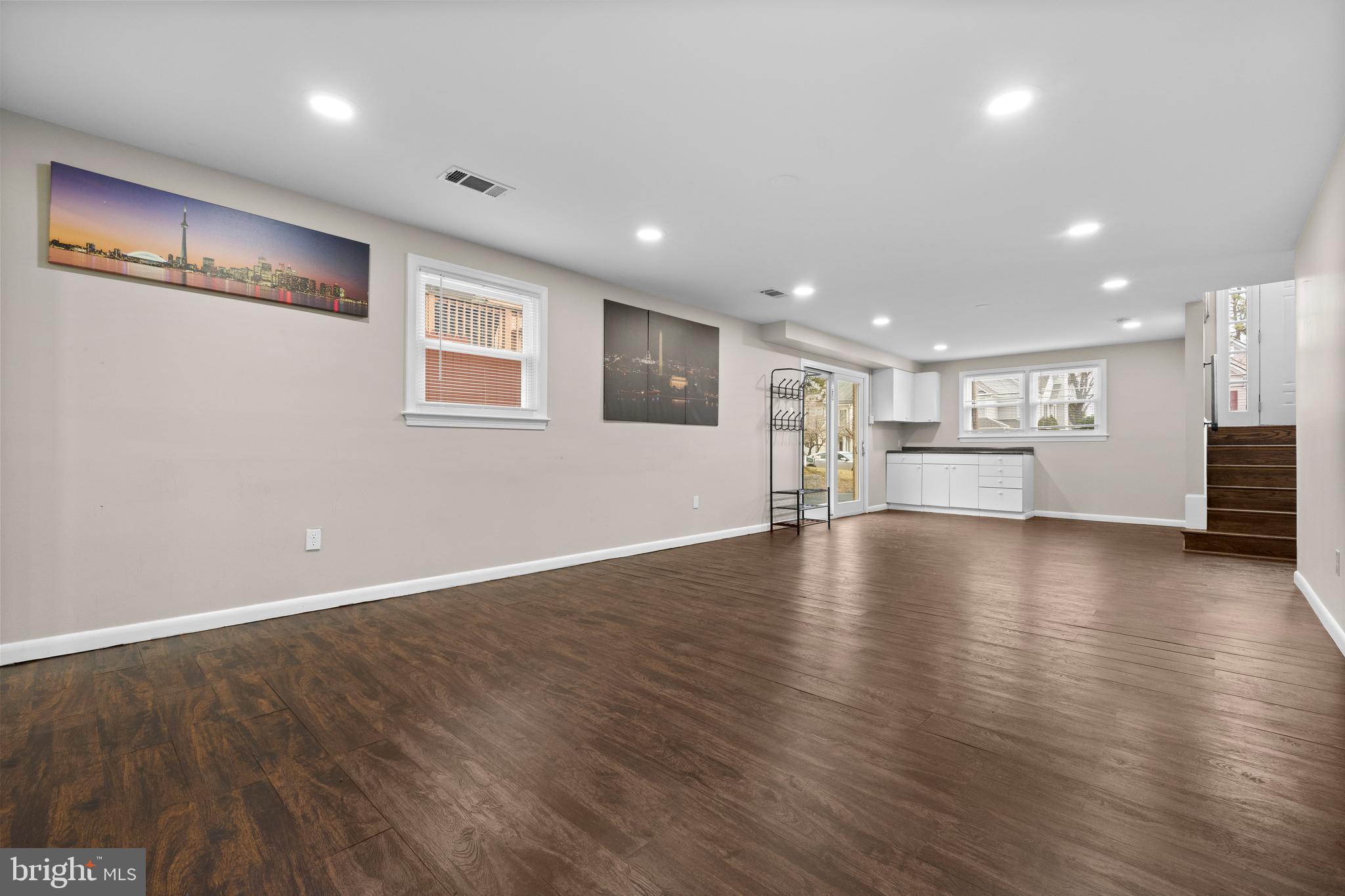 HUNTING RIDGE - Residential