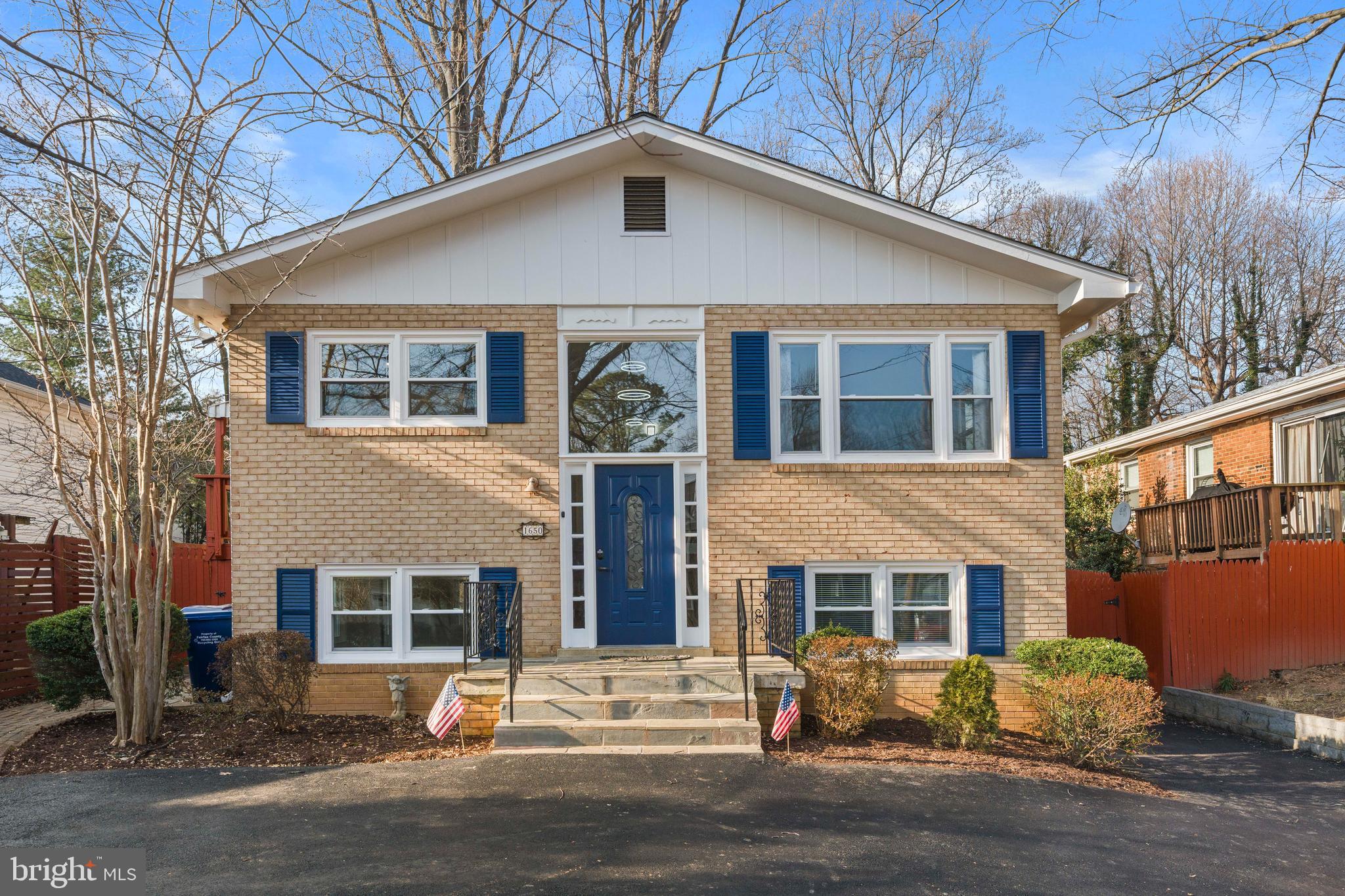 HUNTING RIDGE - Residential