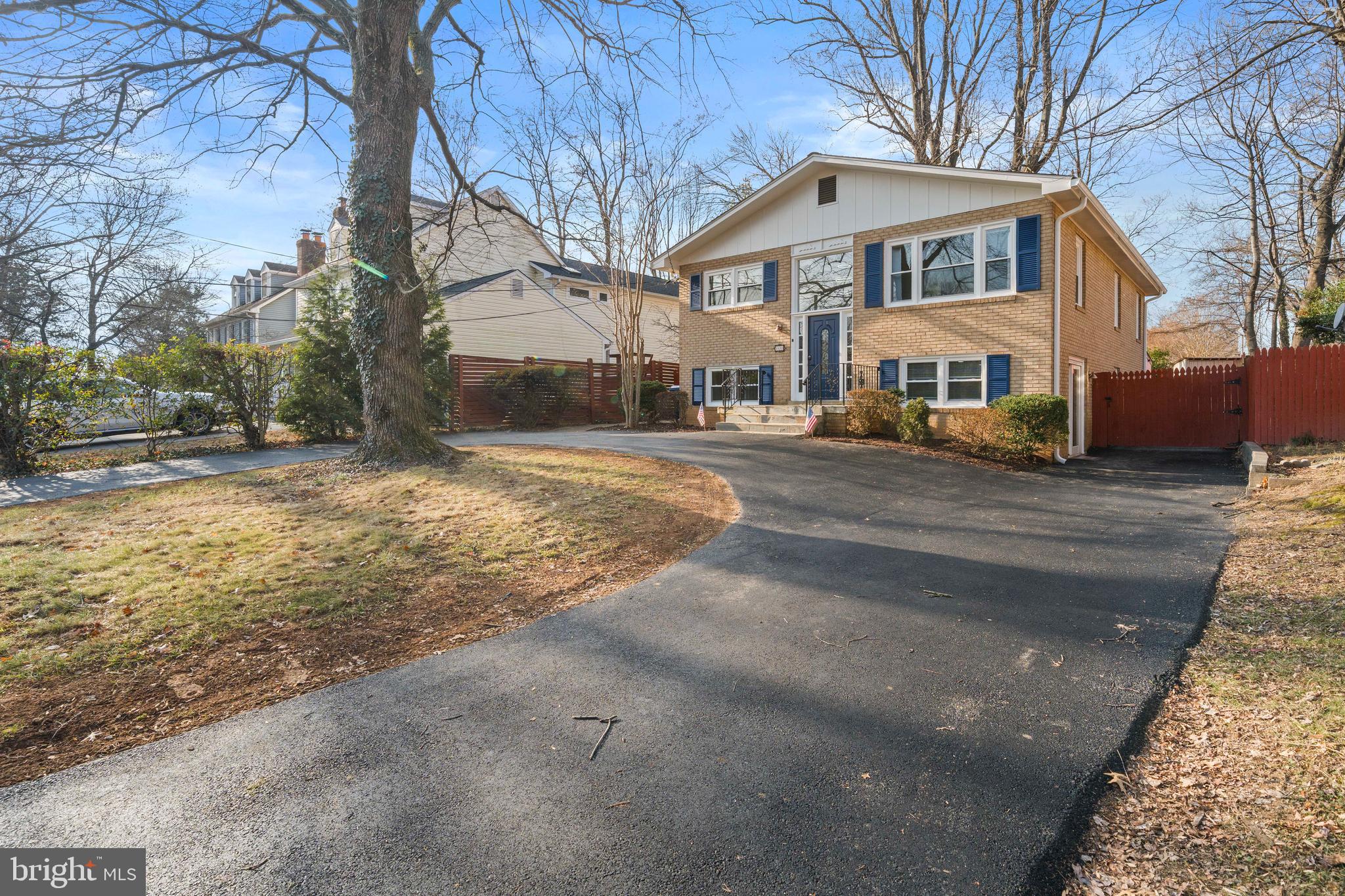 HUNTING RIDGE - Residential