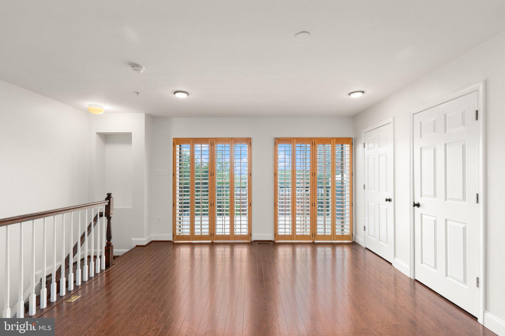 TOWSON GREEN - Residential