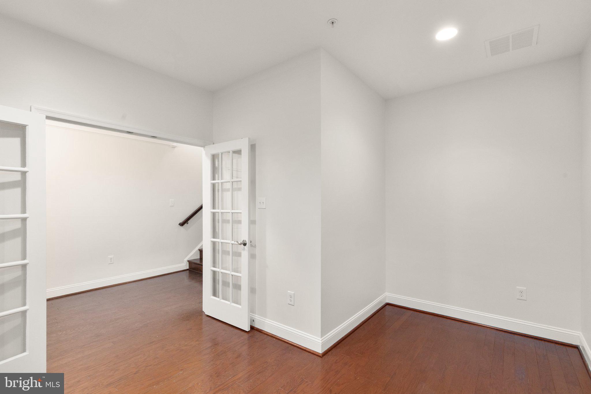 TOWSON GREEN - Residential