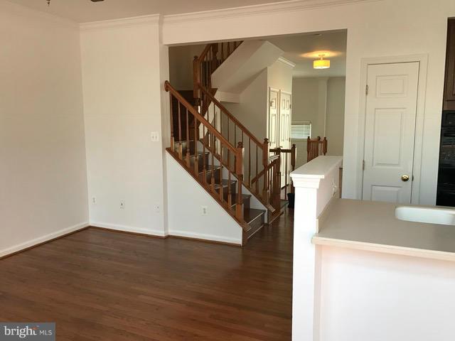 METRO PLACE AT DUNN LORING - Residential Lease