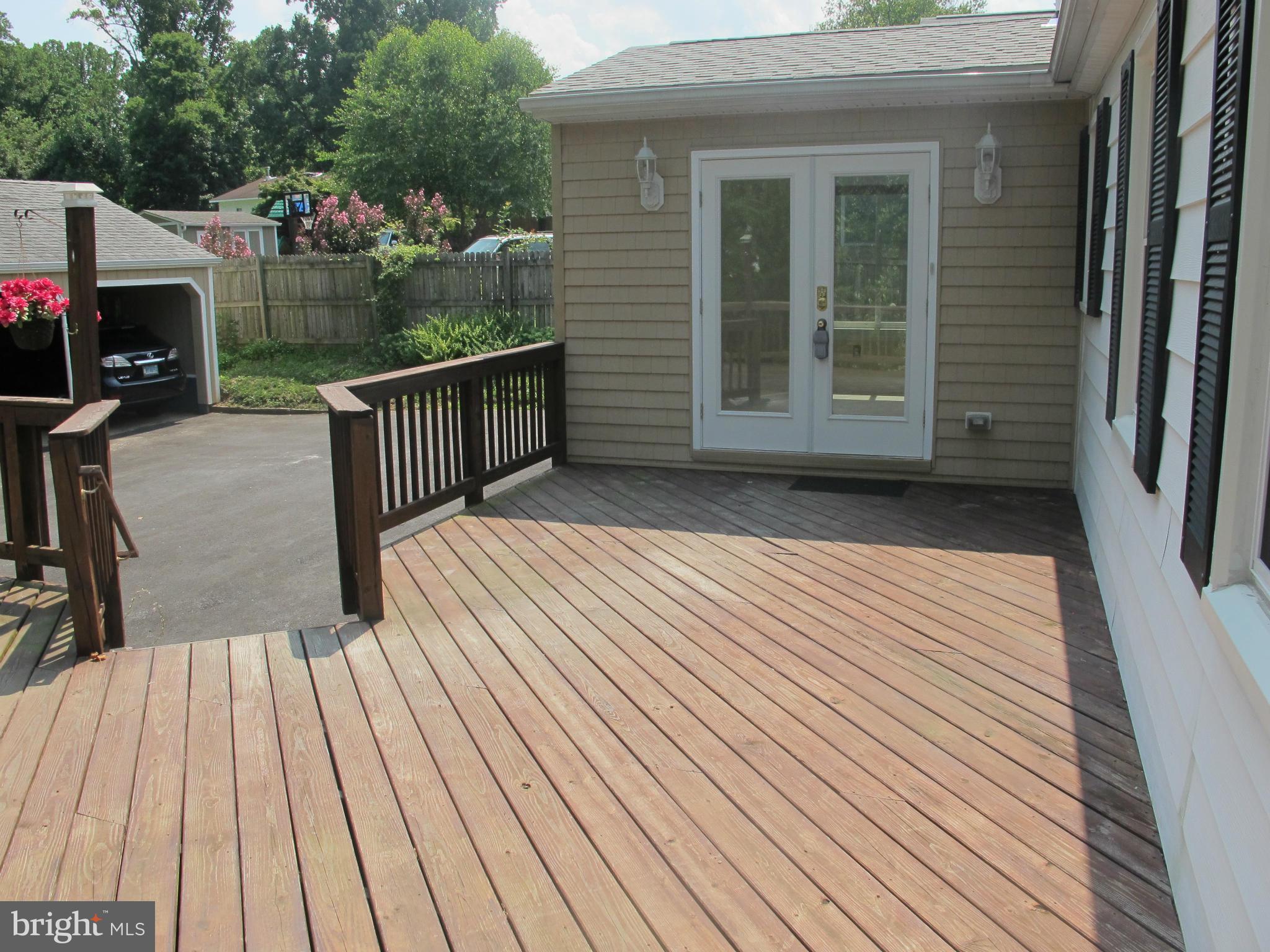 REGULARS - Residential