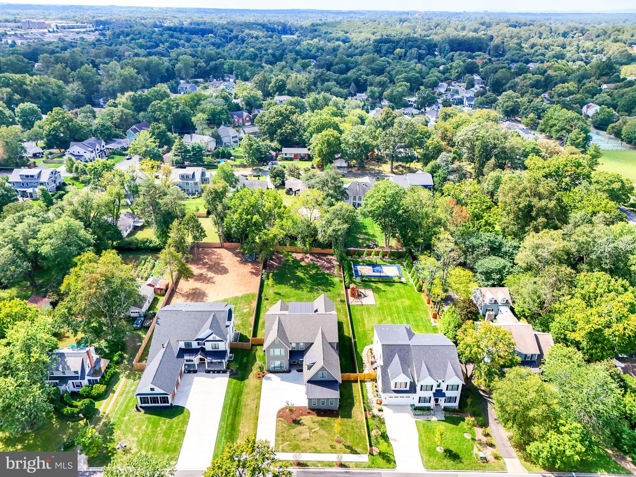 BROADVIEW - Residential