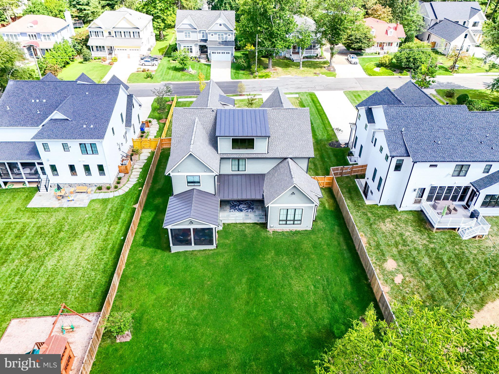 BROADVIEW - Residential