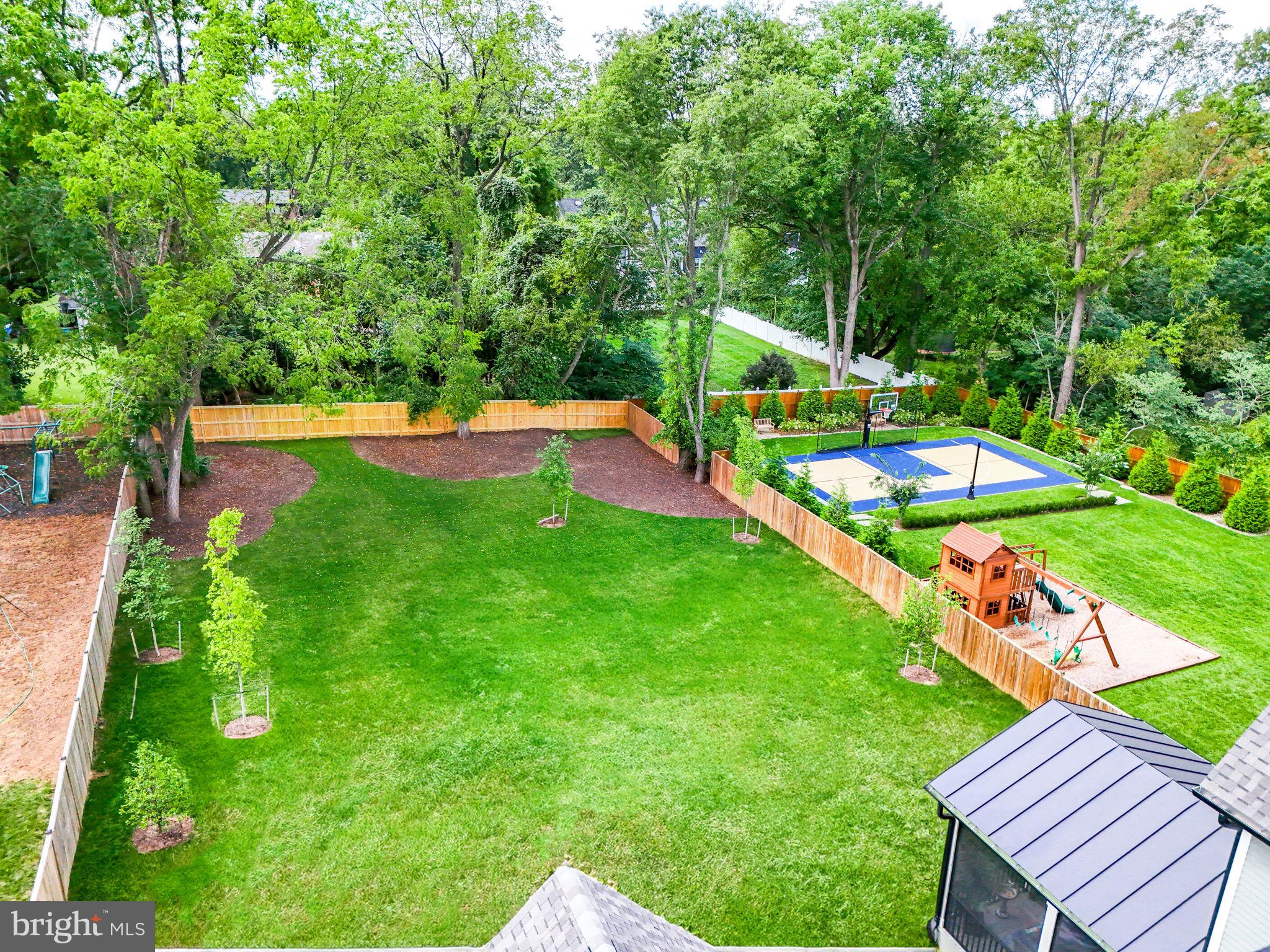 BROADVIEW - Residential