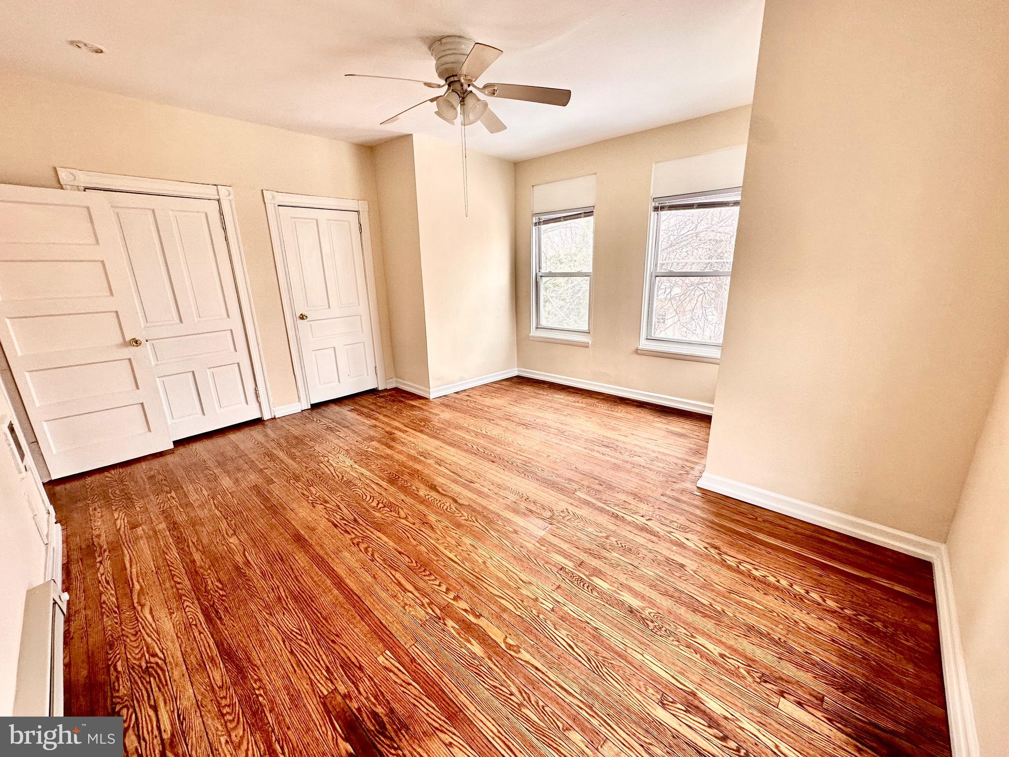 1713 W TIOGA STREET 3R