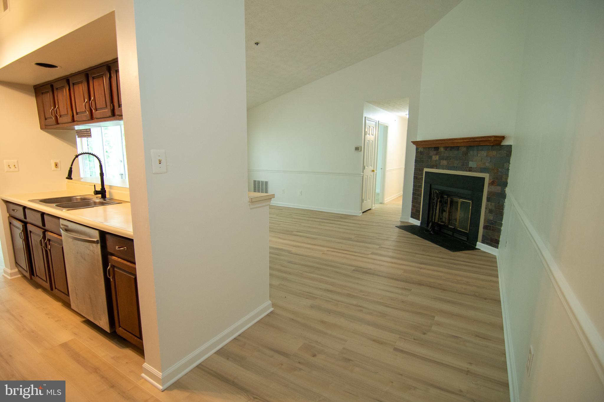 1304 CLOVER VALLEY WAY L